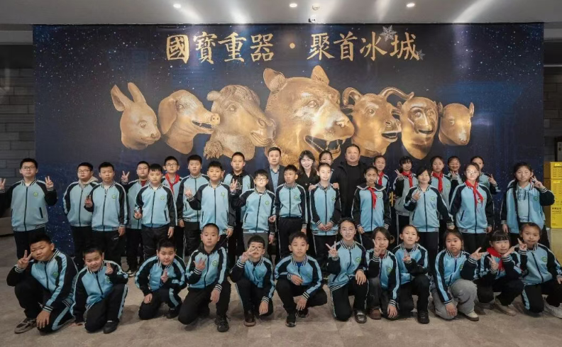 pa视讯公益联合保利文化传播共启三精蓝瓶&ldquo;幸福1+1&rdquo;儿童守护计划